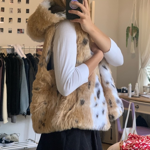 Fur jacket vest in animal print - Picture 3 of 6